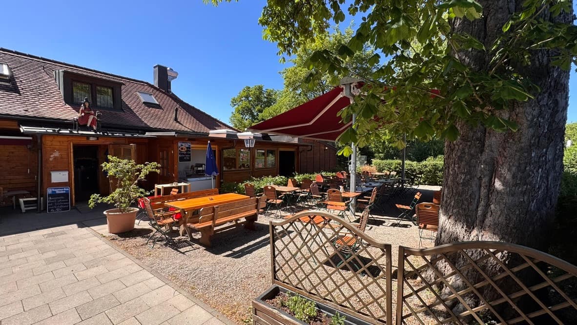 Biergarten im Hexengarten Gern